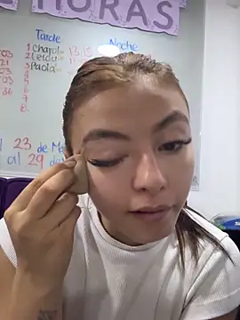   Nahomy online show from March 2026 11:41:01 AM