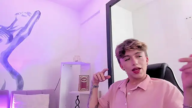 ManuelPiper  online show from February 2026 09:03:01 PM