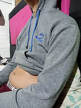 Sophia Noah online show from March 2026 10:26:02 AM