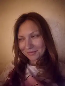 Snapshot of August_Shine chatting on April 2026 06:14:02 PM August Shine online show from April 2026 06:14:02 PM