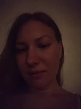 Snapshot of August_Shine chatting on May 2026 06:12:02 PM August Shine online show from May 2026 06:12:02 PM