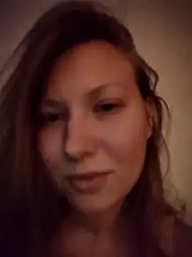 Snapshot of August_Shine chatting on April 2026 06:48:02 PM August Shine online show from April 2026 06:48:02 PM