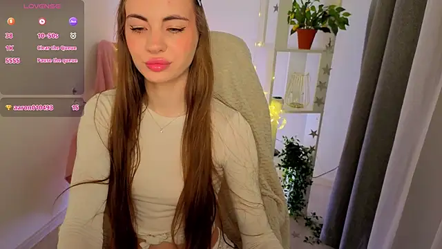 EmilyRidd online show from May 2026 05:32:02 AM