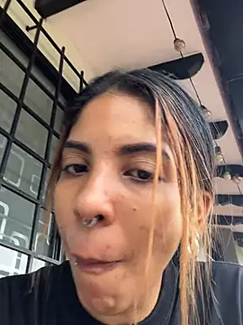 Snapshot of VioletaHills_ chatting on May 2026 12:24:01 PM VioletaHills online show from May 2026 12:24:01 PM