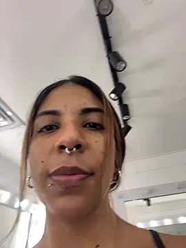 VioletaHills  online show from April 2026 12:17:01 PM