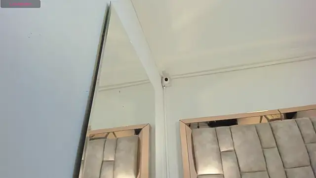 Titan Moreno  online show from April 2026 12:11:02 PM