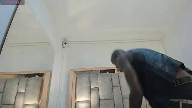 Titan Moreno  online show from April 2026 12:06:01 PM