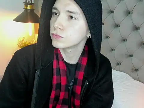 hollannd  online show from May 2026 12:36:01 PM