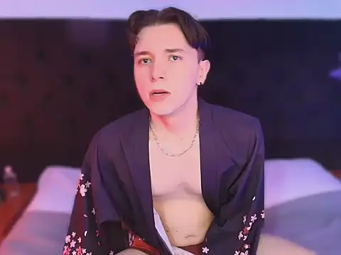 hollannd  online show from March 2026 03:11:02 PM