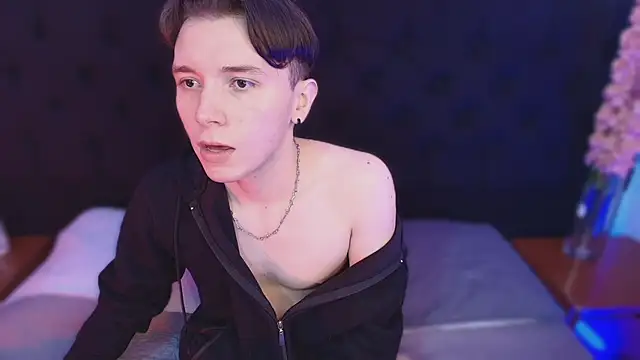 hollannd  online show from March 2026 04:19:02 PM