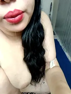 HoT LiiiNa online show from June 2026 09:50:01 AM