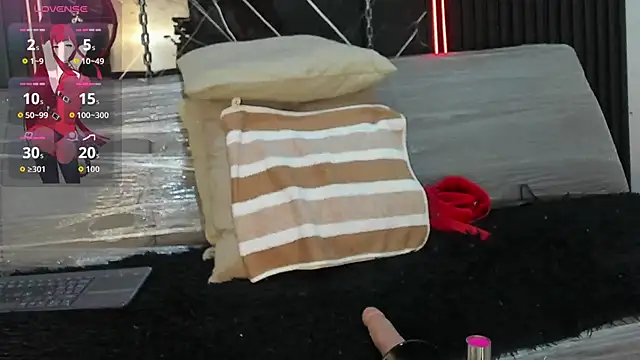 Megan Duskk online show from April 2026 12:56:01 PM