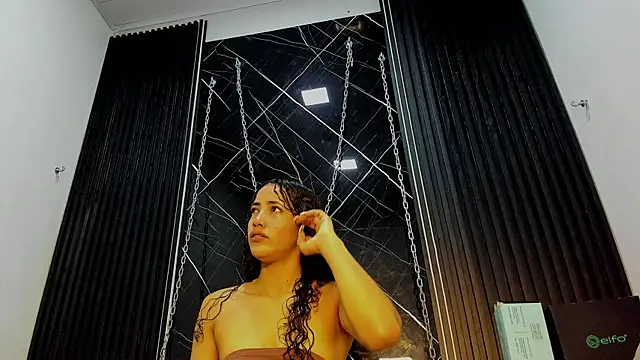 Megan Duskk online show from May 2026 12:11:02 PM