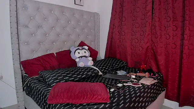 Shadow Queen666 online show from April 2026 03:41:02 AM