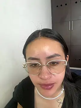 Anni Rose online show from March 2026 12:30:02 PM