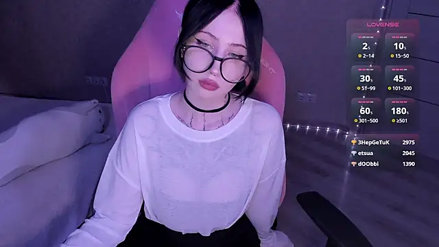eva luvsoak online show from July 2026 04:57:01 PM