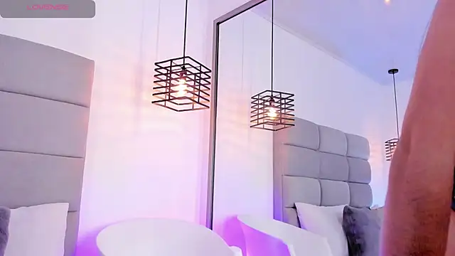 SensuallJenn online show from April 2026 09:39:33 PM