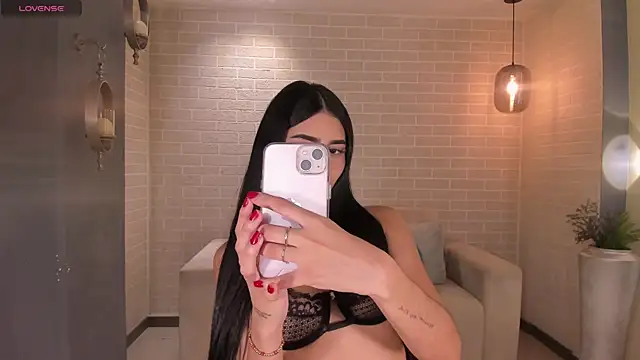 JasminBlake online show from April 2026 07:28:02 PM