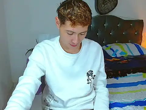  Santi2 online show from April 2026 01:07:01 AM