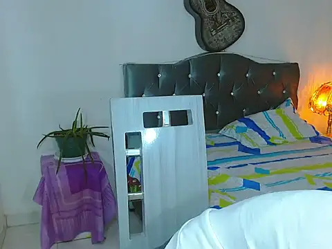  Santi2 online show from April 2026 12:28:02 AM