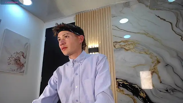  Santi2 online show from March 2026 08:04:01 PM