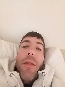 Yeray1000 online show from February 2026 12:05:02 PM