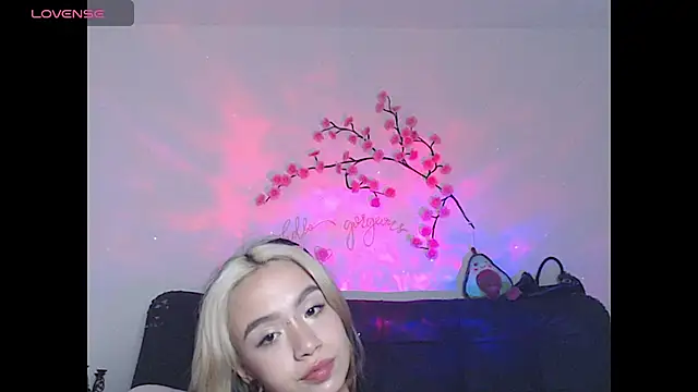 sweet molly420 online show from June 2026 08:20:02 PM