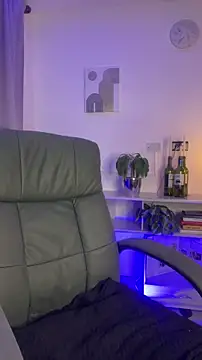 Ginaaa  online show from March 2026 12:27:02 AM