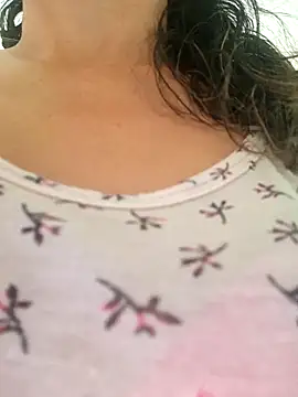 Lucia Rios online show from April 2026 09:30:02 PM