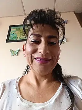 Lucia Rios online show from May 2026 05:18:01 PM