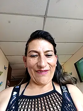 Lucia Rios online show from April 2026 10:00:01 PM