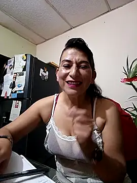 Lucia Rios online show from March 2026 11:33:02 PM