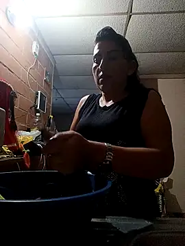 Lucia Rios online show from April 2026 11:43:02 PM