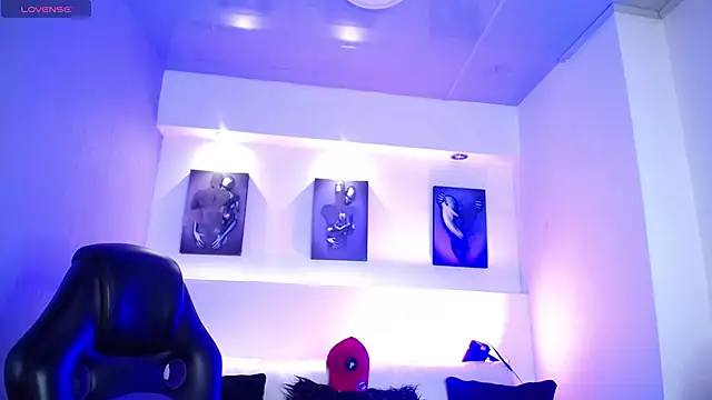 DIEGO JONES online show from April 2026 01:51:01 PM