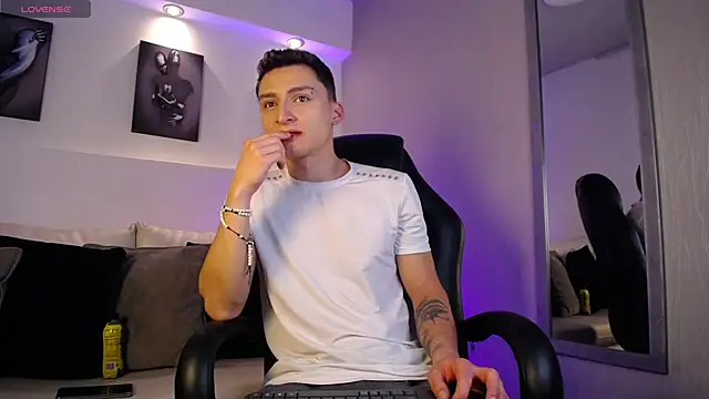 DIEGO JONES online show from March 2026 01:28:01 PM