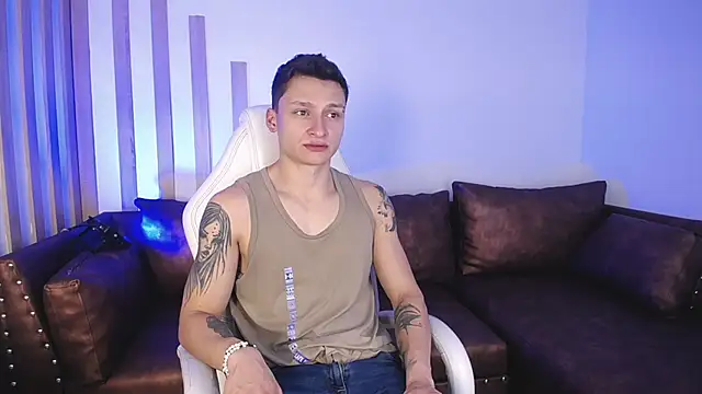 Snapshot of DIEGO_JONES chatting on May 2026 02:10:01 PM DIEGO JONES online show from May 2026 02:10:01 PM