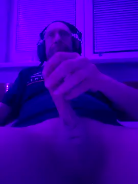 TurkishPsalm online show from April 2026 11:33:01 PM