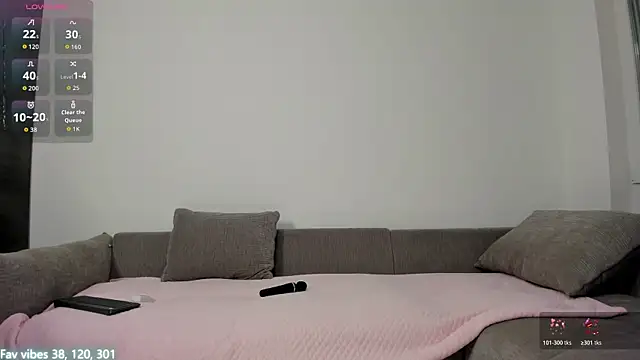 nikki-moon online show from March 2026 01:43:02 AM