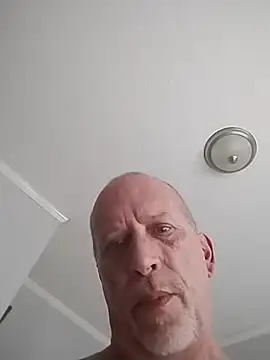 Snapshot of coestet chatting on March 2026 07:32:02 PM coestet online show from March 2026 07:32:02 PM