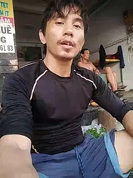 traiwe06 online show from May 2026 01:41:02 AM
