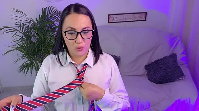 Snapshot of Valeriaa_cruz chatting on July 2026 12:32:01 AM Valeriaa cruz online show from July 2026 12:32:01 AM