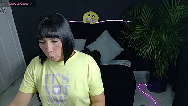 Valeriaa cruz online show from March 2026 10:22:02 AM