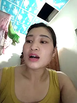 Lilinn  online show from April 2026 12:40:02 PM