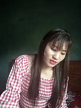 Lilinn  online show from March 2026 04:09:02 AM