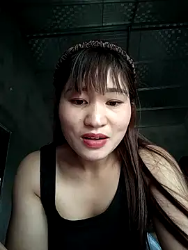 Lilinn  online show from April 2026 04:54:01 AM