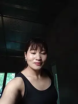 Lilinn  online show from May 2026 09:40:02 AM