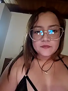 Snapshot of AmyGood chatting on February 2026 11:59:01 PM AmyGood online show from February 2026 11:59:01 PM