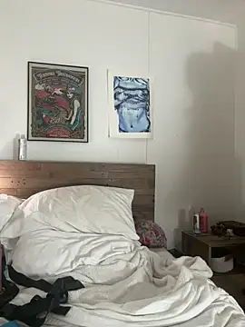 hollyharmd online show from April 2026 03:57:02 AM