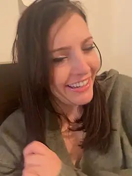 hollyharmd online show from February 2026 07:41:02 AM