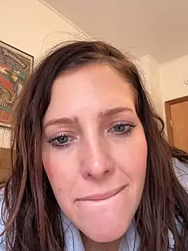 hollyharmd online show from March 2026 07:31:02 PM